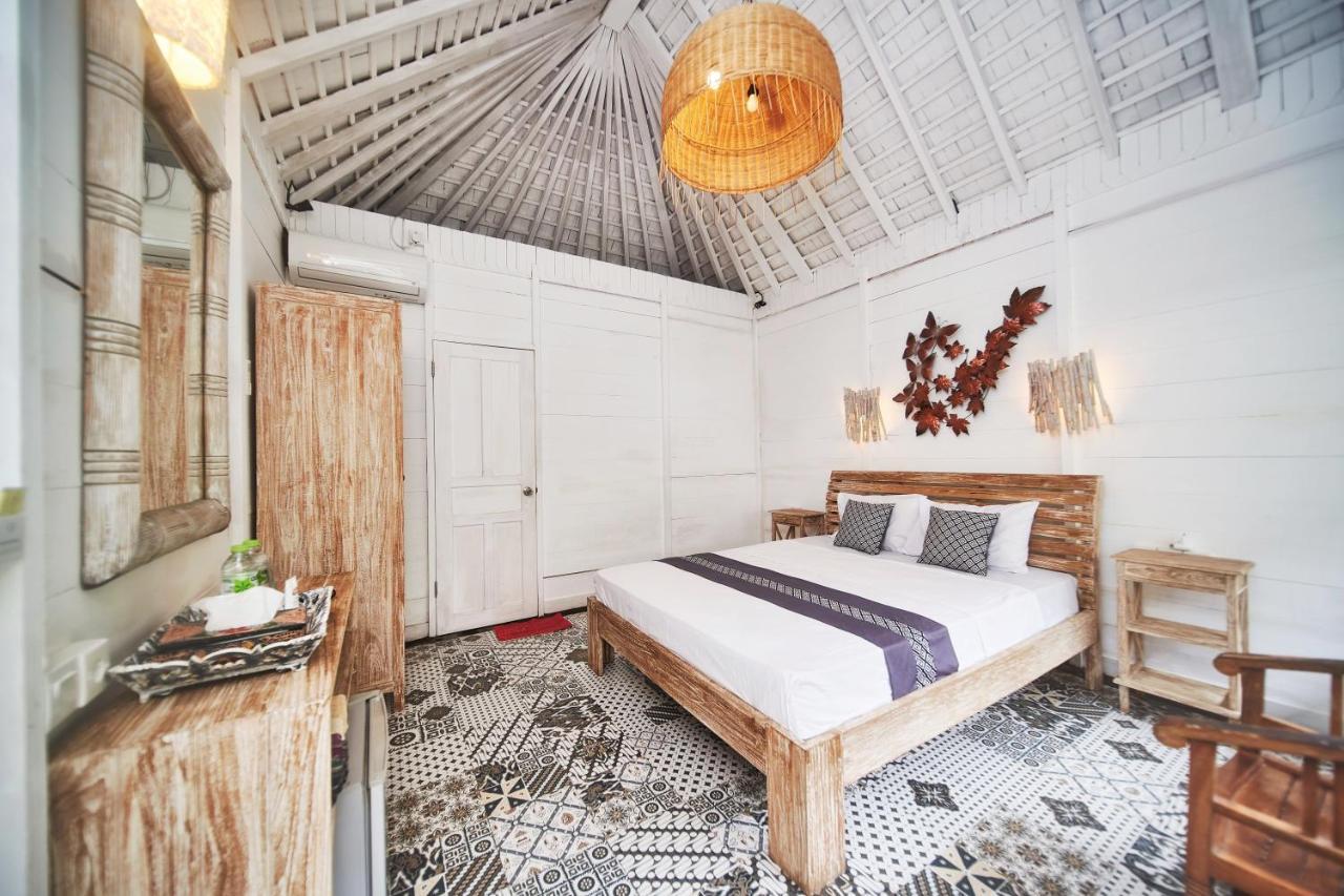 Easy Surf Camp Ξενοδοχείο Kuta Lombok Εξωτερικό φωτογραφία